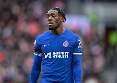 Chelsea 'den Axel Disasi, Premier Lig maçı sırasında Brentford Chelsea' ye karşı Gtech Community Stadyumu, Londra, 2 Mart 202