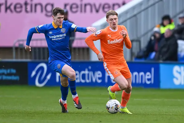 George Byers Blackpool Una Pausa Con Palla Durante Partita Sky — Foto Stock