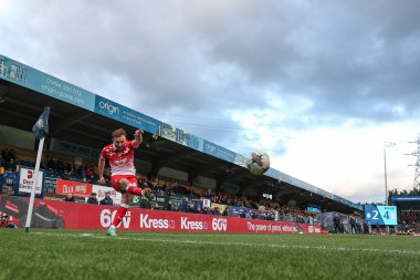 Barnsley 'den Herbie Kane, 2 Mart 202' de Adams Park, High Wycombe, Birleşik Krallık 'ta Wycombe Wanderers' a karşı oynanan Sky Bet 1 karşılaşmasında yerini aldı.