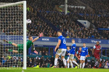 West Ham United takımından Tomas Soucek, Premier League maçında Everton-West Ham United 'a karşı Goodison Park, Liverpool, İngiltere' de 2 Mart 202 'de oynanan maçta 1-2 berabere kaldı.