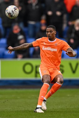 Blackpool takımından Marvin Ekpiteta, 2 Mart 202 'de Croud Meadow, Shrewsbury' de oynanan Skrewsbury Town-Blackpool maçında maç yapıyor.