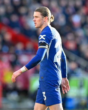 Chelsea 'den Cole Palmer, Premier League maçı sırasında Brentford Chelsea' ye karşı Gtech Community Stadyumu, Londra, 2 Mart 202