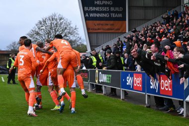 Blackpool 'dan Hayden Coulson, 2 Mart 202' de Croud Meadow, Shrewsbury, Birleşik Krallık 'ta oynanan Sky Bet Ligi 1 karşılaşmasında 0-2' lik galibiyet golünü kutluyor.