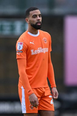 Blackpool takımından CJ Hamilton 2 Mart 202 'de Croud Meadow, Shrewsbury' de Shrewsbury Town 'a karşı oynadığı maçta