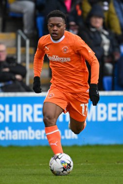 Blackpool takımından Karamoko Dembele, 2 Mart 202 'de Croud Meadow, Shrewsbury, İngiltere' deki Shrewsbury Town 'a karşı oynanan 1.