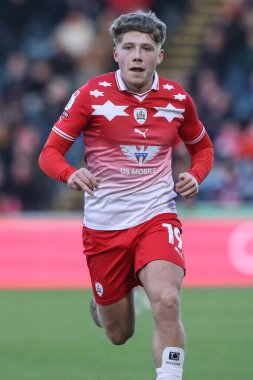 Barnsley 'li Aiden Marsh, 2 Mart 202' de Adams Park, High Wycombe 'da Wycombe Wanderers' a karşı oynadığı Sky Bet 1 karşılaşmasında