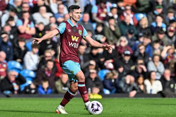 Josh Cullen Burnley Action Premier League Match Burnley Bournemouth Turf — Stock Photo, Image