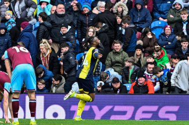 Bournemouth 'dan Antoine Semenyo, 3 Mart 202' de Burnley ile Burnnemouth arasında oynanan Premier Lig maçında 0-2 'lik galibiyet golünü kutluyor.