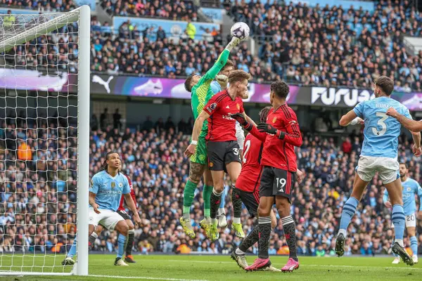 Ederson Manchester City Socos Claro Canto Manchester United Durante Jogo — Fotografia de Stock