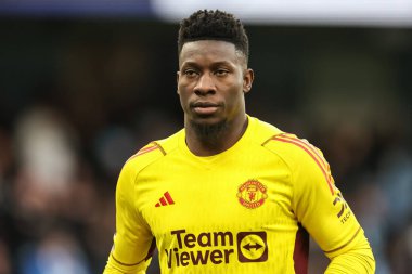Manchester United 'ın Manchester City ile Manchester United arasındaki Premier League maçında Andr Onana, Etihad Stadyumu' nda, 3 Mart 2024
