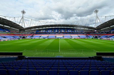 Bolton Wanderers maçında Bolton Wanderers, Rotherham United 'a karşı Toughsheet Community Stadyumu, Bolton, Birleşik Krallık' ta 2 Eylül 2025 'de oynanan maçta Toughsheet Community Stadyumu' nun genel saha görüntülerini izledi.