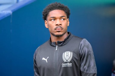 Rotherham United takımından Jamal Baptiste, Bolton Wanderers ile Toughsheet Community Stadyumu 'nda 2 Eylül 2025' te oynanan Vertu Kupası karşılaşması öncesinde sahaya çıkıyor.
