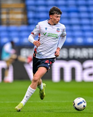 Bolton Wanderers takımından Oliver Smith, Bolton Wanderers 'a karşı 2 Eylül 2025' te Toughsheet Community Stadyumu 'nda oynanan Bolton Wanderers maçında...