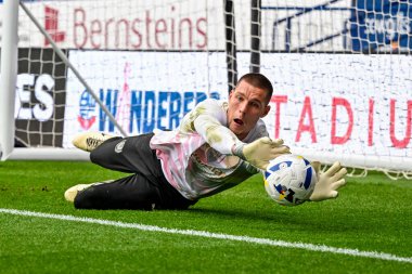 Rotherham United takımından Ted Cann, Bolton Wanderers ile Rotherham United arasındaki 2 Eylül 2025 'te oynanan Toughsheet Community Stadyumu' nda oynanan Vertu Kupası karşılaşmasında