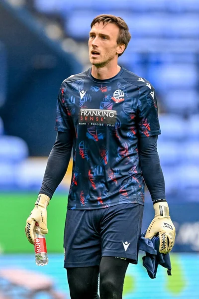 Bolton Wanderers takımından Tyler Miller, Bolton Wanderers ile Toughsheet Community Stadyumu 'nda oynanan Bolton Wanderers maçında, 2 Eylül 2025