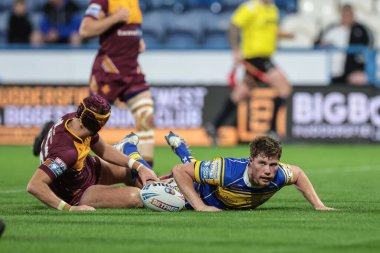 Leeds Rhinos 'tan Morgan Gannon, 4 Eylül 2025' te İngiltere 'nin Accu Stadyumu' nda oynanan Betfred Süper Lig 25. Raundda Huddersfield Giants - Leeds Rhinos maçında sahaya çıkıyor.