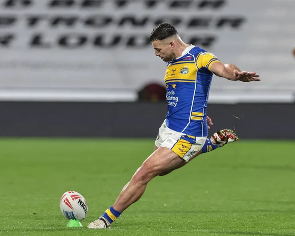 Leeds Rhinos 'tan Jake Connor, 4 Eylül 2025' te Accu Stadyumu, Huddersfield, Birleşik Krallık 'ta oynanan Betfred Süper Lig 25. Maçı' nda 0-8 yenerek ikinci penaltısını aldı.