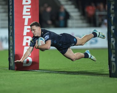 Wigan Warriors 'dan Jai sahası, 5 Eylül 2025' te St Helens - Wigan Warriors maçında Betfred Süper Lig 25. Raundunda 70 yard koşusu yaptıktan sonra tekrar sahaya çıkıyor.