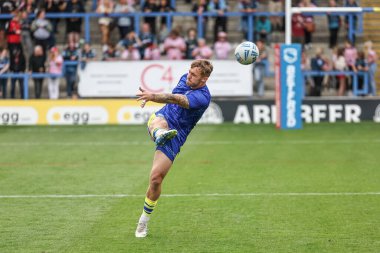 Warrington Wolves takımından Sam Powell, Betfred Süper Lig 25. Raundda Halliwell Jones Stadyumu 'nda oynanan Warrington Wolves - Leigh Leopards maçında ısındı.