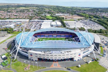 Bolton Wanderers 'ın 6 Eylül 2025' te Toughsheet Community Stadyumu 'nda Bolton Wanderers - AFC Wimbledon maçında Toughsheet Community Stadyumu' nun ana sahası, Bolton Wanderers 'ın sahası.