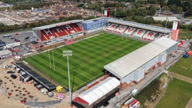 Sewell Group Craven Park 'ın Betfred Süper Lig 25. Raundunda Hull KR, Hull FC' ye karşı Sewell Group Craven Park 'ta 7 Eylül 2025 tarihinde oynanan karşılaşma genel hava görüntüsü.