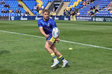 Warrington Wolves takımından Sam Powell, Betfred Süper Lig 25. Raundda Halliwell Jones Stadyumu 'nda oynanan Warrington Wolves - Leigh Leopards maçında ısındı.