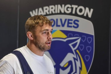 Warrington Wolves 'tan Sam Powell 25. Betfred Süper Lig karşılaşmasında Warrington Wolves, Leigh Leopards' a karşı Halliwell Jones Stadyumu, Warrington, İngiltere 'de 6 Eylül 2025