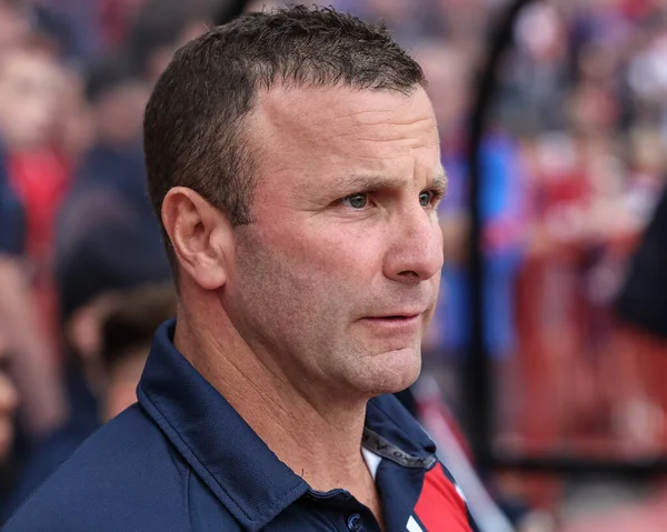Willie Peters, Hull KR 'ın baş antrenörü Betfred 25. Süper Lig karşılaşmasında Hull KR, Hull FC' ye karşı Sewell Group Craven Park, Kingston upon Hull, İngiltere, 7 Eylül 2025