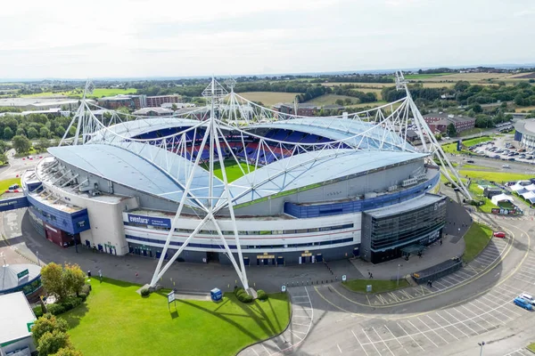 Bolton Wanderers 'ın 6 Eylül 2025' te Toughsheet Community Stadyumu 'nda Bolton Wanderers - AFC Wimbledon maçında Toughsheet Community Stadyumu' nun ana sahası, Bolton Wanderers 'ın sahası.