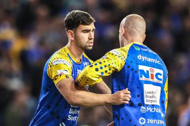 Leeds Rhinos takımından Jack Sinfield, Betfred Süper Lig maçının 26. Raundunda Leeds Gergedan 'a karşı Catalans Dragons' un 11 Eylül 2025 'te Headingley Stadyumu, Leeds, İngiltere' de oynanan karşılaşmasında ısındı.