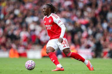Arsenal 'den Eberechi Eze, 13 Eylül 2025' te İngiltere 'nin Emirates Stadyumu' nda oynanan Premier League maçında topla koştu. 