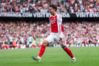 Arsenal 'den Martin Zubimendi, 13 Eylül 2025' te İngiltere 'nin Emirates Stadyumu' nda oynanan Premier League maçı Arsenal - Nottingham Forest maçında 1-0 kazanma hedefini kutluyor. 