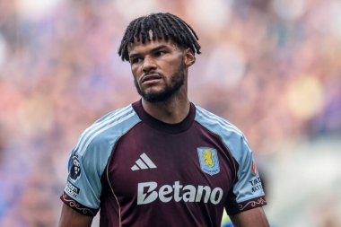 Aston Villa takımından Tyrone Mings Premier League maçında Everton, Aston Villa 'ya karşı Hill Dickinson Stadyumu, Liverpool, Birleşik Krallık, 13 Eylül 2025 