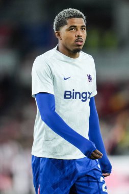 Chelsea 'den Wesley Fofana Premier Lig karşılaşması öncesinde Brentford Chelsea' ye karşı Gtech Community Stadyumu, Londra, İngiltere, 13 Eylül 2025 