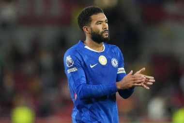 Chelsea 'den Reece James Premier Lig maçı sırasında Brentford Chelsea' ye karşı Gtech Community Stadyumu, Londra, İngiltere, 13 Eylül 2025 