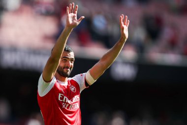 Arsenal 'den Mikel Merino, 13 Eylül 2025' te Birleşik Krallık 'ın Emirates Stadyumu' nda oynanan Premier League karşılaşması Arsenal - Nottingham Forest maçının ardından kazandığı galibiyet sonrasında taraftarlarını kabul ediyor. 