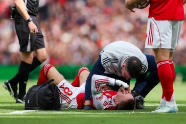 Arsenal 'den Martin Odegaard, 13 Eylül 2025' te İngiltere 'nin Emirates Stadyumu' nda oynanan Premier League maçında sakatlandı. 