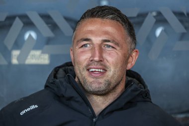 Sam Burgess Warrington Wolves 'un baş antrenörü Betfred Süper Lig 26. Raundda Hull FC ile Warrington Wolves maçında MKM Stadyumu, Hull, İngiltere, 13 Eylül 2025