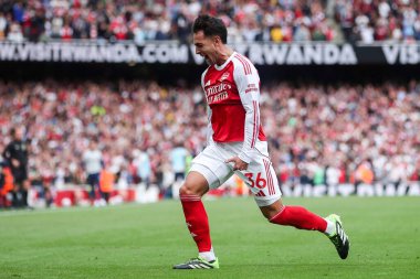 Arsenal 'den Martin Zubimendi, 13 Eylül 2025' te İngiltere 'nin Emirates Stadyumu' nda oynanan Premier League maçı Arsenal - Nottingham Forest maçında 1-0 kazanma hedefini kutluyor.