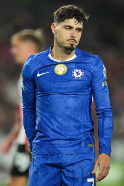 Chelsea 'den Pedro Neto Premier League karşılaşmasında Brentford Chelsea' ye karşı Gtech Community Stadyumu 'nda, 13 Eylül 2025 