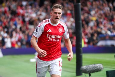 Arsenal 'den Viktor Gyokeres, 13 Eylül 2025' te İngiltere 'nin Emirates Stadyumu' nda oynanan Premier League maçı Arsenal-Nottingham Forest maçında 2-0 'lık galibiyetini kutluyor. 