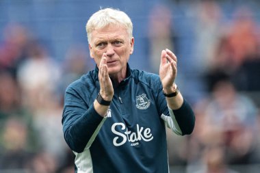 Everton takımının teknik direktörü David Moyes, Premier League maçından sonra Everton, Aston Villa 'ya karşı Hill Dickinson Stadyumu, Liverpool' da 13 Eylül 2025 'de oynamıştır.