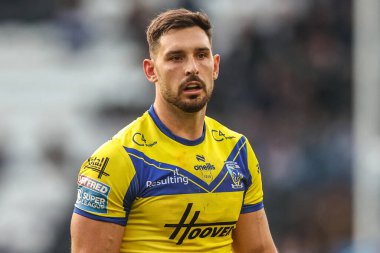 Warrington Wolves takımından Sam Stone, Betfred Süper Lig 26. Maçı sırasında MKM Stadyumu 'nda Hull FC vs Warrington Wolves' a karşı, 13 Eylül 2025