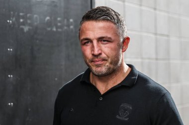 Sam Burgess Warrington Wolves 'un baş antrenörü Betfred Süper Lig 26. Raundu' nda Hull FC vs Warrington Wolves 'a karşı MKM Stadyumu, Hull, İngiltere, 13 Eylül 2025