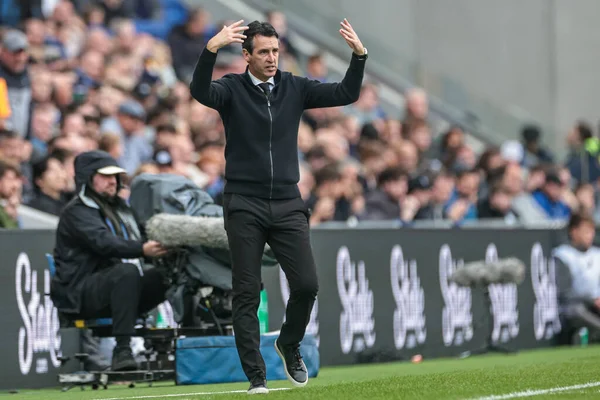 Premier Lig maçında Aston Villa 'nın Unai Emery teknik direktörü Everton, Aston Villa' ya karşı Hill Dickinson Stadyumu, Liverpool, 13 Eylül 2025