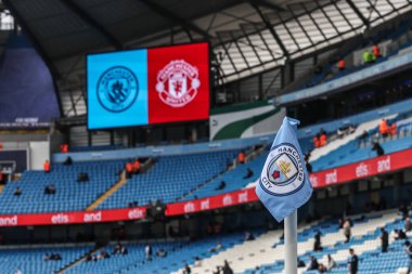 Manchester City, Manchester United 'a karşı 14 Eylül 2025' te Etihad Stadyumu 'nda oynanan Premier League karşılaşmasında Manchester City köşe bayrağı