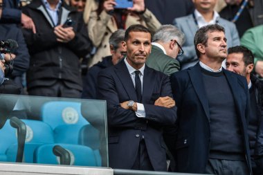 Manchester City, Manchester United 'a karşı 14 Eylül 2025' te Etihad Stadyumu 'nda oynanan Premier League maçında Manchester City' nin başkanı Khaldoon Al Mübarek
