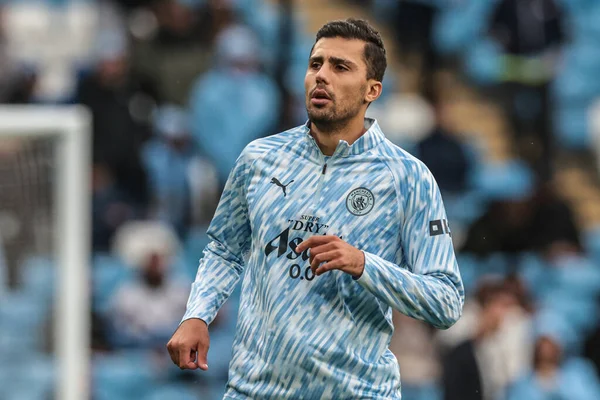 Manchester City 'den Rodrigo Premier League maçında Manchester United' a karşı Etihad Stadyumu 'nda 14 Eylül 2025' te oynanan ısınma maçında 