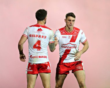 Oliver Gildart of Hull KR and Noah Booth of Hull KR during the Betfred Super League round 27 match Hull KR vs Warrington Wolves at Sewell Group Craven Park, Kingston upon Hull, United Kingdom, 18th September 2025
