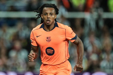 Barcelona 'dan Jules Kounde UEFA Şampiyonlar Ligi 2025 / 26 Faz MD1 Faz United Barcelona' ya karşı St. James 's Park, Newcastle, İngiltere, 18 Eylül 2025 
